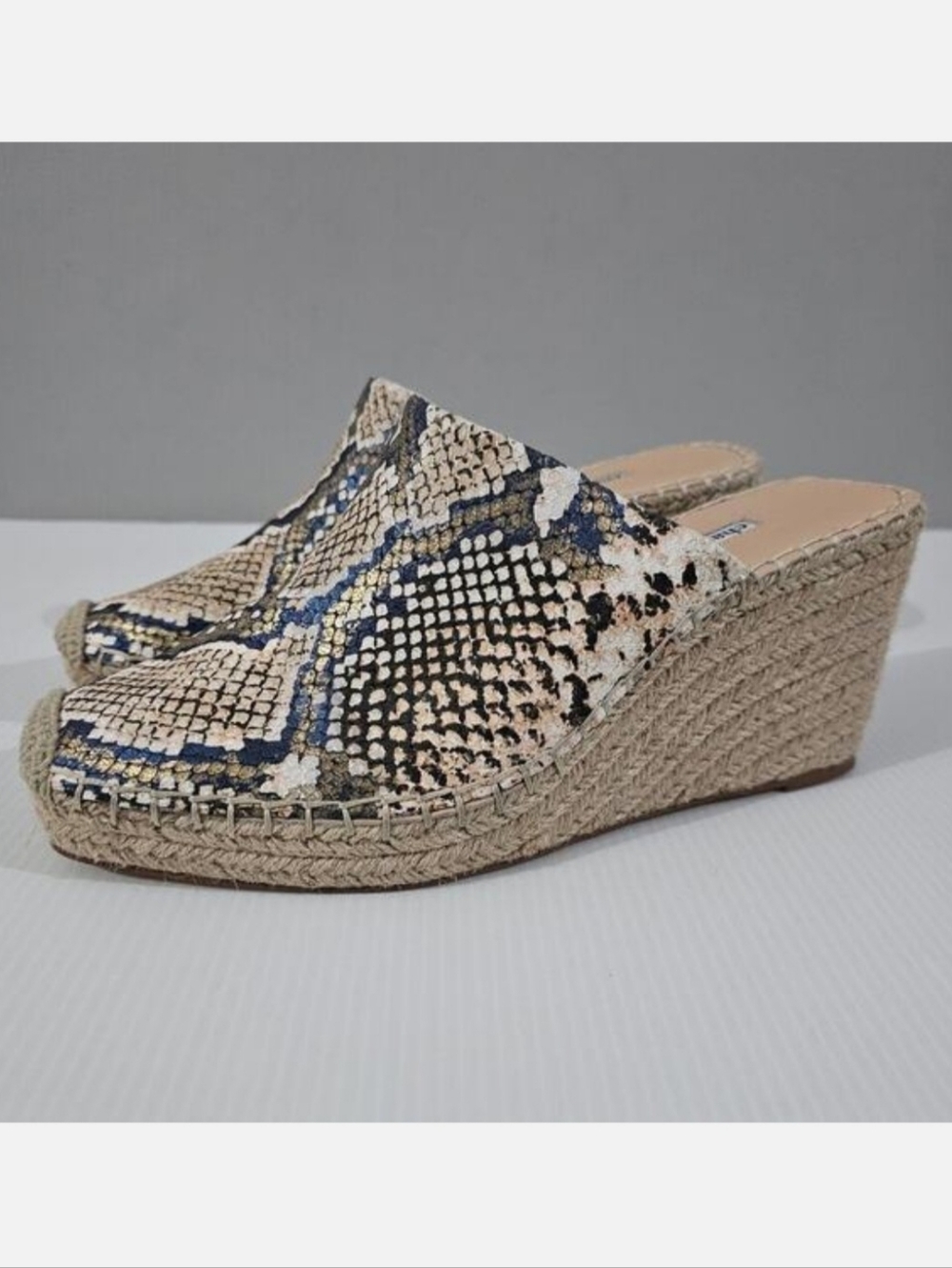 Charles David Gramercy Espadrille Mule Wedge Womens 9 Natural Multi Snake Print